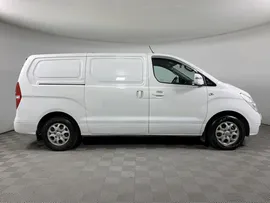 HYUNDAI Grand Starex 2.5, 2011