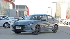 Hyundai Elantra Leading GLS 1.5L CVT