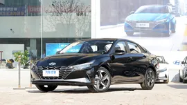 Hyundai Elantra Premium LUX 1.5L CVT