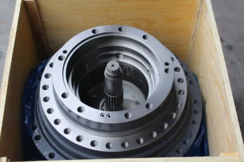 Редуктор хода Hyundai R250LC-7, 31N8-40070 без гидромотора