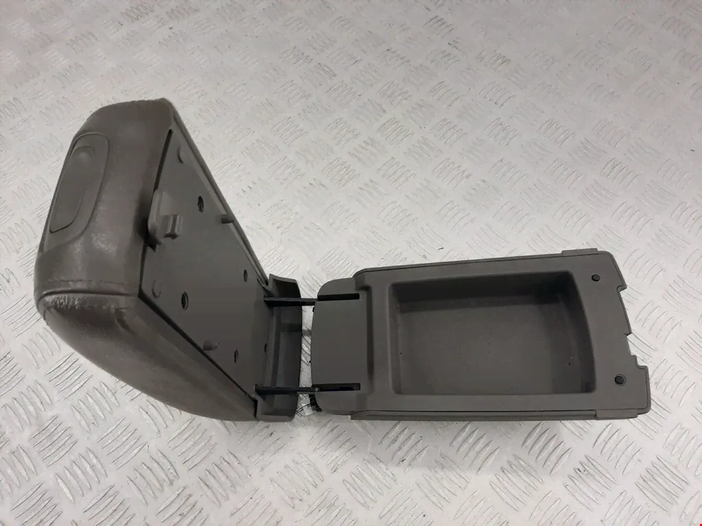 Подлокотник Hyundai Tucson, Tucson